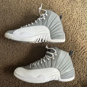 Air Jordan 12 retro “stealth”